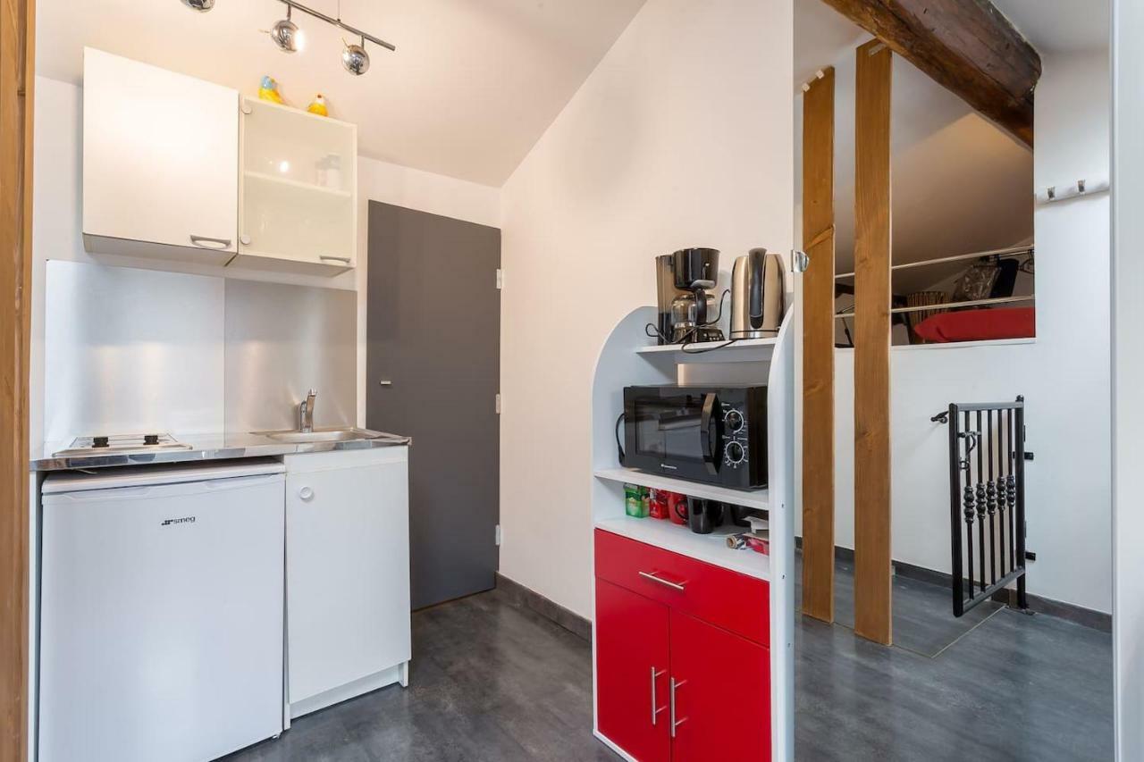 Lyon Lião Exterior foto
